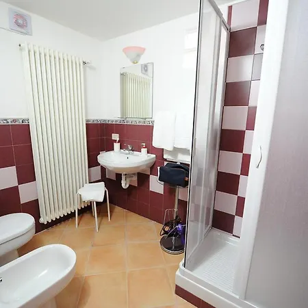 Pizzo Cannicchio 4* Матера